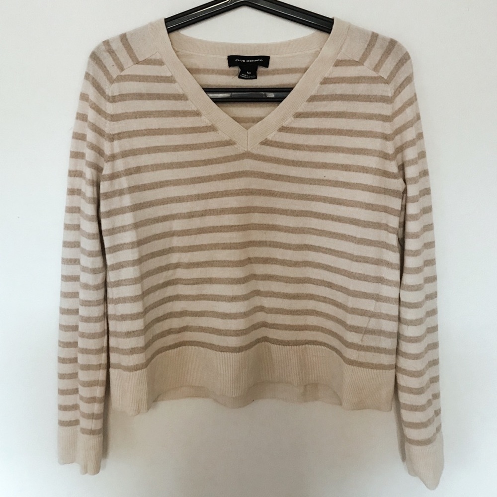 Wool V-neck sweater from Club Monaco. - Picture 1 of 1